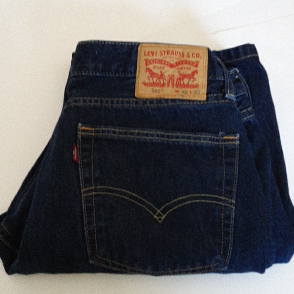 Mens Levi 505 Jean's 32×32 Dark Wash